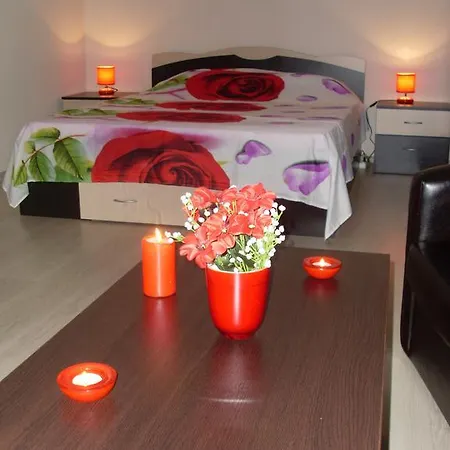 Red Apartament Militari 5 Бухарест