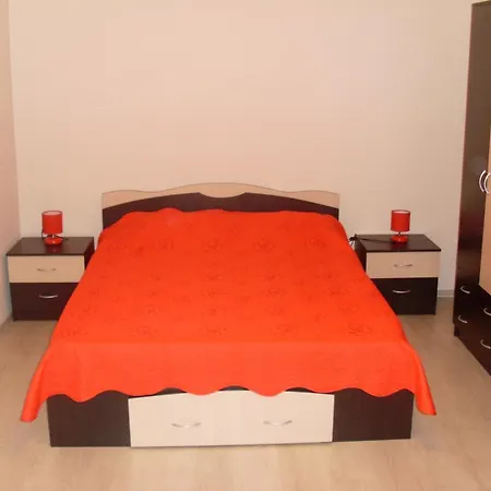 Red Apartament Militari 5 Apartment