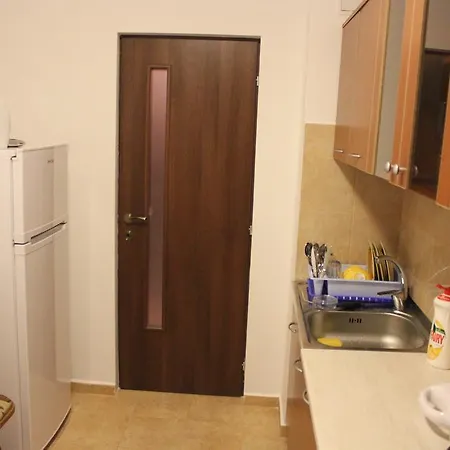 Red Apartament Militari 5 Apartment *